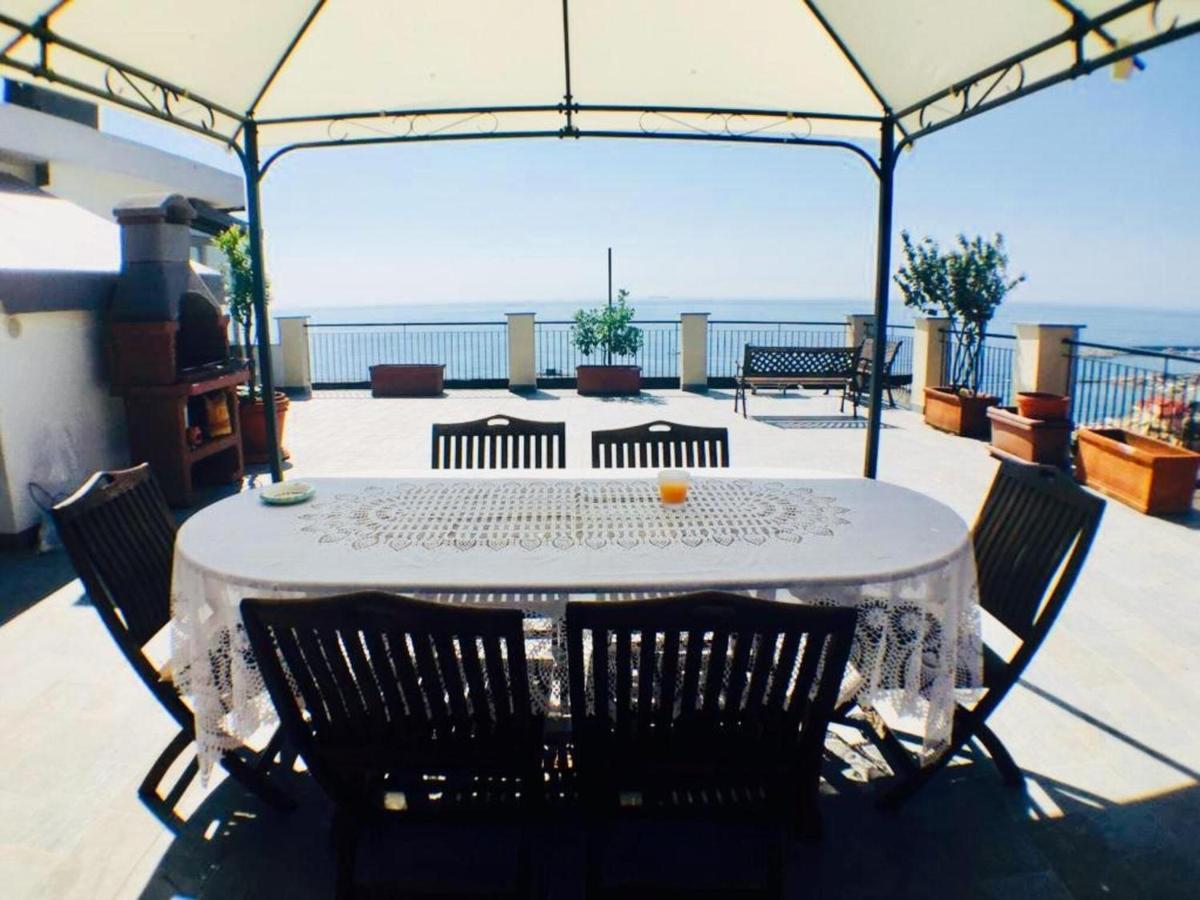 Riviera Mare Apartment Varazze Exterior photo